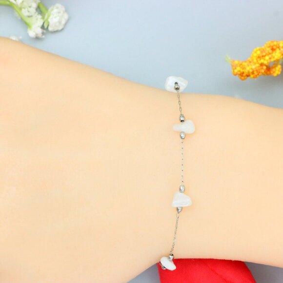 "Elegant & Trendy Bracelet, A Perfect Gift for Women, Thoughtful, EVCH1068 - Picture 3 of 10